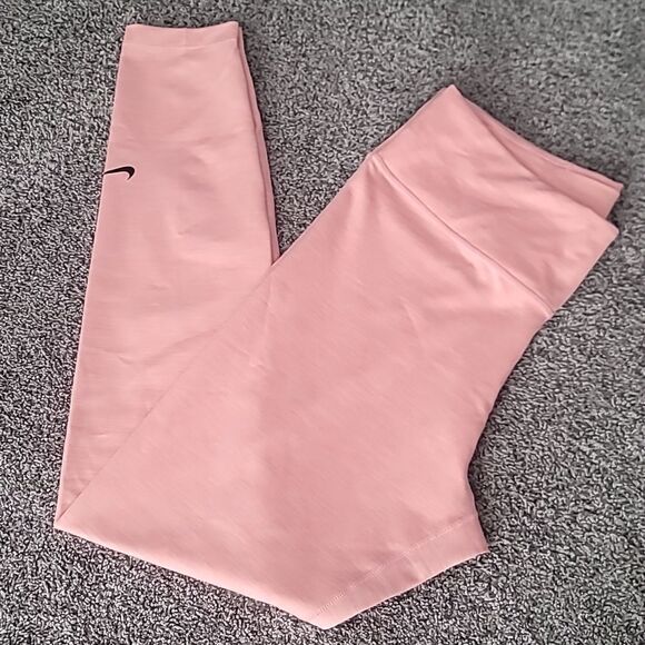 💥NWOT! Light Coral Nike Full Length Leggings Sz Large - Picture 1 of 9